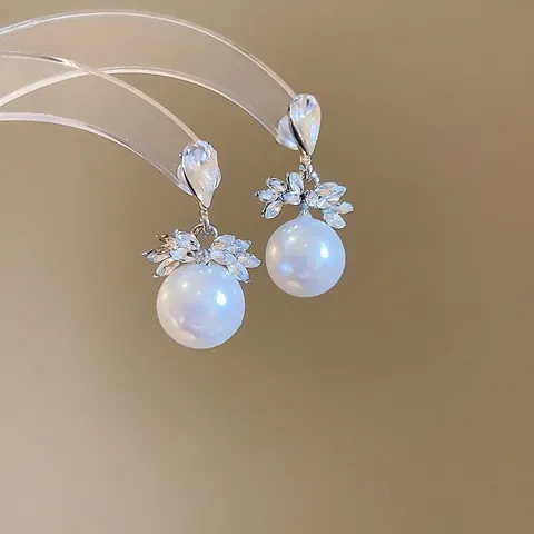 Elegant Artificial Pearl Drop Earrings with S925 Sterling Silver Pin Cubic Zirconia Flower Cluster Dangle Earrings for Wedding Bridal Party Women Jewelry