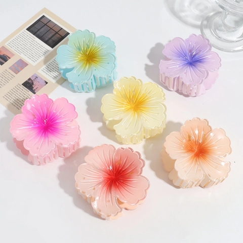 Large Flower Hair Claw Clips Gradient Resin Plastic Sweet Floral Shark Clips For Women Girls Elegant Hair Accessories