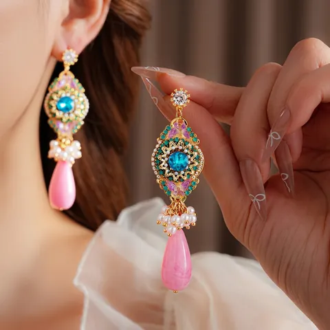 Vintage Drop Oorbellen In Hofstijl Met Zilveren Oorsteker Legering Zirkoon Kunstparel Vlinder Elegante Luxe Sieraden