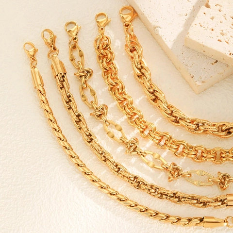 Bracciale a Catena Torsadée in Acciaio Inossidabile con Goffratura da Donna Placcato Oro 18K Maglia Grossa Gioielli