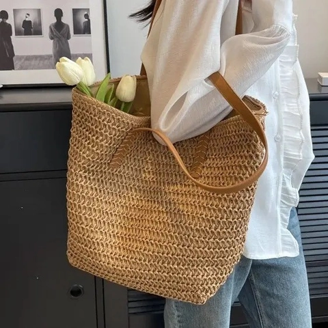 Woven Straw Tote Bag Large Capacity Handcrafted Beach Vacation Shoulder Handbag With Leather Handles For Women