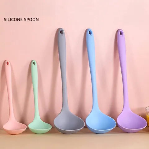 Mestolo Da Minestra In Silicone Alimentare Manico Lungo Resistente Al Calore Cucchiaio Da Cucina Antiaderente