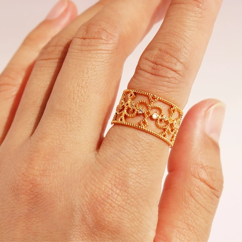 Verstellbarer Hohler Zirkon Breiter Ring Vergoldetes Messing Vintage Palace Stil Filigraner Schmuck Für Damen
