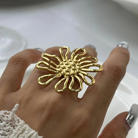 French Retro Exaggerated Hollow Sunflower Stainless Steel Gold Stud Earrings Or Adjustable Flower Ring For Women Jewelry