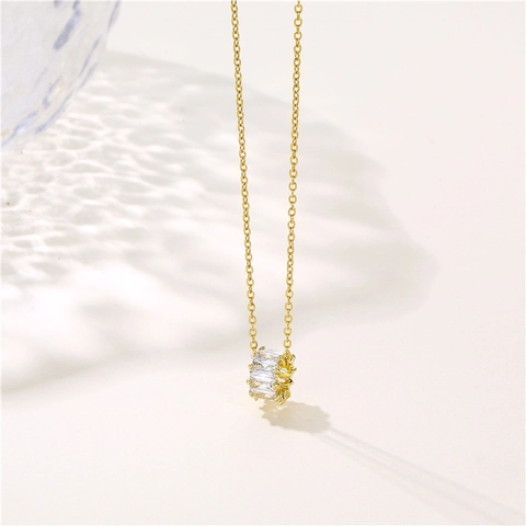 Collier Pendentif Cylindre Acier Inoxydable Plaqué Or Zircon Baguette Bijoux Élégants Pour Femmes
