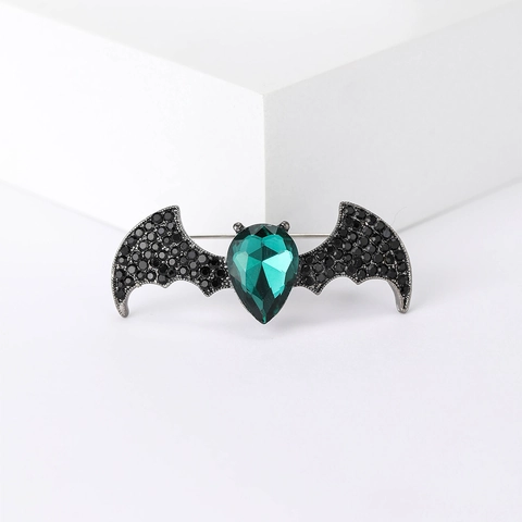 Bat Shape Alloy Brooch With Green Rhinestone And Black Crystals Gothic Halloween Jewelry For Suit Lapel Pins
