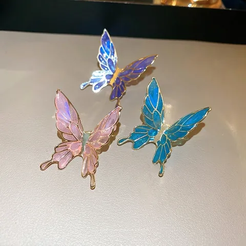 Ear Cuffs Papillon Alliage Émail Sans Perçage Fée Bijoux Doux Et Mode Pour Femmes