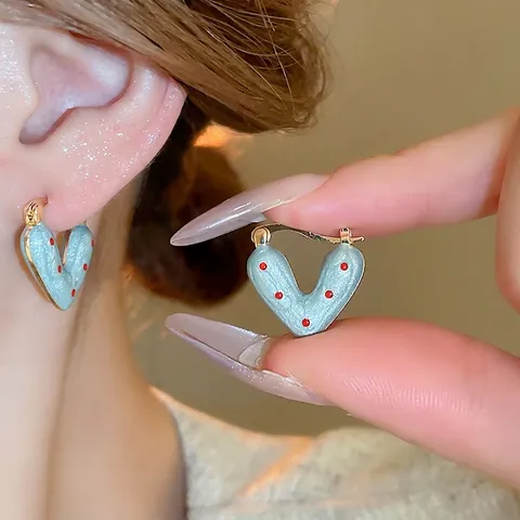 Herzförmige Polka Dot Creolen Legierung Emaille Süß Cool Französischer Retro Stil Mit 925 Sterling Silber Ohrstecker