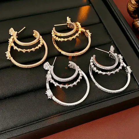 Luxus Mehrlagige Runde Ovale Geometrische Creolen Für Damen Kupfer Mit Zirkonia Und Silbernem Ohrstecker