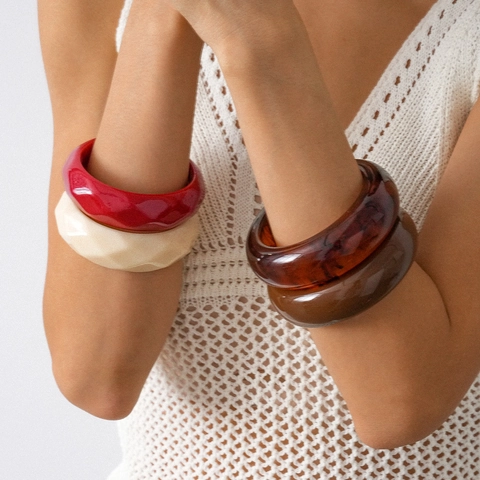 Geometric Faceted Resin Acrylic Bangle Bracelet For Women Chunky Wide Glossy Minimalist Modern Retro Hand Jewelry