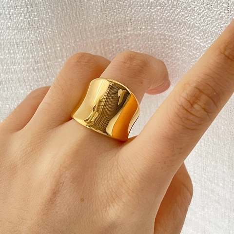 Chunky Dome Stainless Steel Ring For Women Minimalist 18K Gold Plated Wide Band Polished Statement Finger Ring Daily Party Jewelry Gift