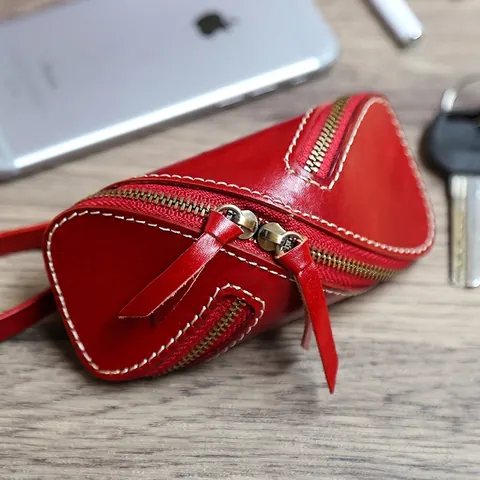 Vintage Genuine Cowhide Leather Key Bag Multi-Functional Zippered Key Case With Hand Strap Retro Portable Pouch