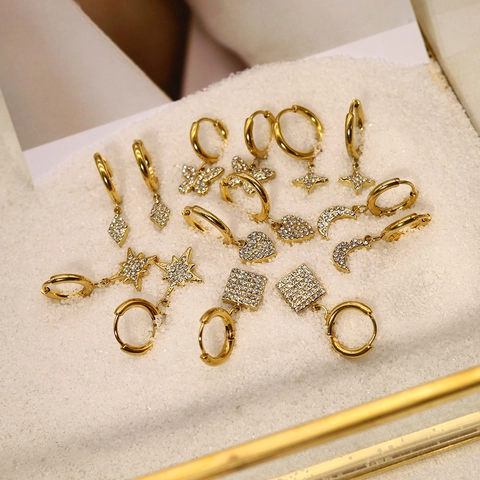 Boucles D'Oreilles Créoles En Acier Inoxydable Plaqué Or 14K Zirconium Étoile Cœur Papillon Lune Pour Femmes