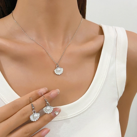 Fashion Shell Artificial Pearl Jewelry For Women Alloy Enamel Scallop Necklace And Earrings Ocean Theme Elegant Chic Accessory