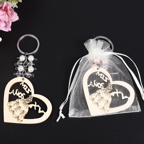 Porte-clés en Bois Cœur Mis Años 15 Pendentif Princesse Fille Anneau en Métal Avec Perles Artificielles pour Fête de Quinceañera