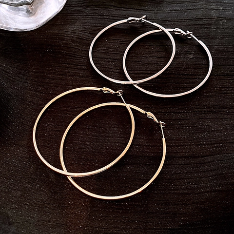 Polierte Legierung Creolen Mit 925 Sterling Silber Ohrstecker Minimalistischer Geometrischer Modeschmuck Für Damen