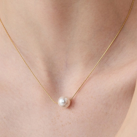 Minimalist Single Artificial Pearl Pendant Necklace For Women French Style Elegant White Round Shell Artificial Pearl Gold Plated Jewelry