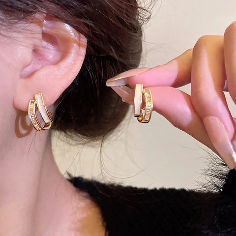 Elegant Double Layer U-Shaped Stud Earrings Copper Zirconia Shell Inlay For Women French Retro Style Jewelry