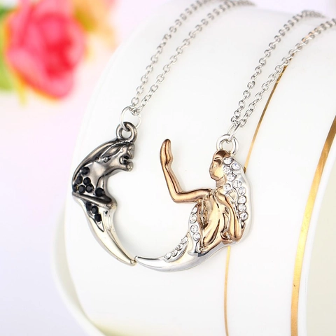 Collar de Pareja de Sirena de Aleación de Moda con Diamantes de Imitación Conjunto de Colgante de Medio Corazón Bicolor Joyería de Lujo Regalo