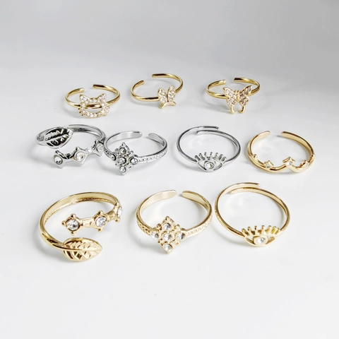Titanium Steel Open Rings For Women Vintage Rhinestone Butterfly Eye Cross Leaf Adjustable Gold Plated Elegant Jewelry