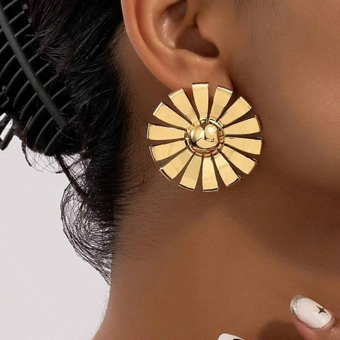 Gänseblümchen Ohrstecker 18K Vergoldet Edelstahl Übertrieben Geometrischer Schmuck Für Frauen Wasserdicht