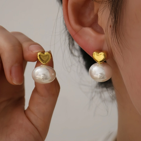 Heart Artificial Pearl Drop Earrings French Vintage 18K Gold Plated Stainless Steel Irregular Artificial Baroque Pearl Jewelry For Women