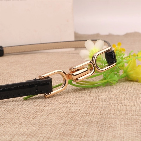 Cinturón Fino De Cuero PU Para Mujer Acabado Charol Brillante Hebilla Aleación Dorada Para Vestido Decorativo