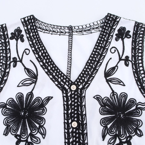 Women Embroidered Vest Bohemian Flower Pattern Lace Crochet V-Neck Sleeveless Mesh Waistcoat Ethnic Style Vintage Button Up Top