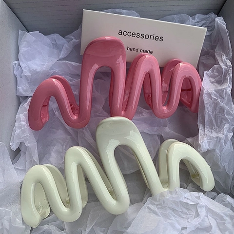 Wavy Hair Claw Clip Glossy Resin Large Shark Hair Clamp For Women Girls Daily Ponytail Holder Korean Style