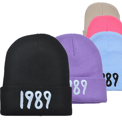 1989 Digital Embroidery Beanie Hat Acrylic Warm Knitted Cap Winter Outdoor Casual Hip Hop Retro Style Unisex Fashion Elastic Accessory