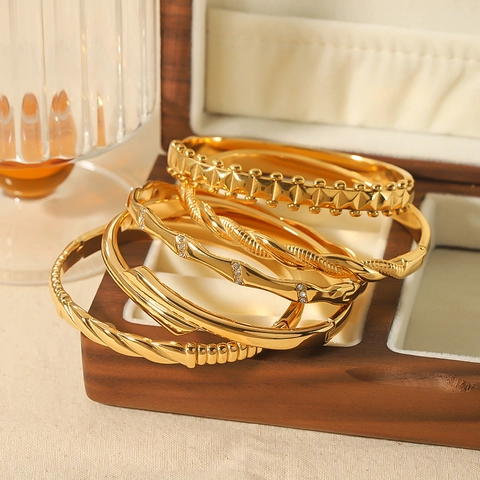 Vintage Geometric Cuff Bangle 18K Gold Plated Stainless Steel Open Bracelet For Women French Style Stackable Jewelry