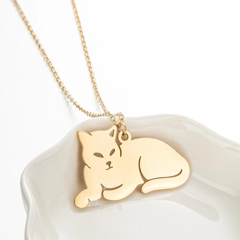 Minimalistische Liegende Katze Anhänger Halskette Polierter Edelstahl Tierschmuck Für Damen Täglicher Gebrauch Einfach