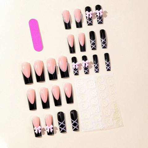 Lange Sargform Press On Nails Schwarze Französische Spitze Rosa Schleife Künstliche Perlendekor Kreuzmuster Abnehmbare Künstliche Nägel