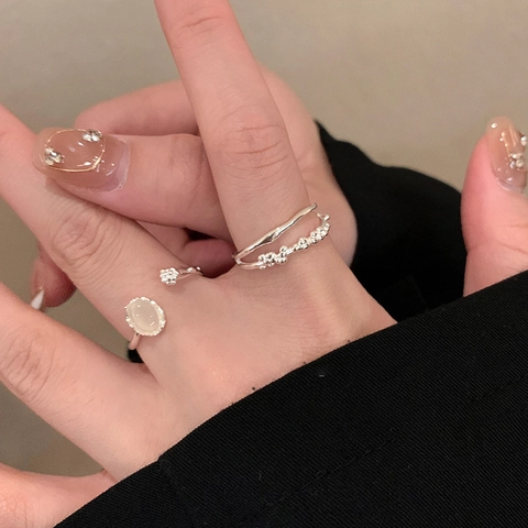 Elegant Oval Resin Moonstone Adjustable Open Ring Silver Tone Floral Detail Minimalist Fashion Jewelry Women Gift