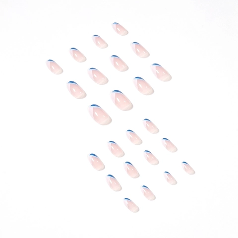Unghie Finte French Con Linee Blu E Bianche Forma Mandorla Lunga Stile Minimalista Alla Moda Per Donna