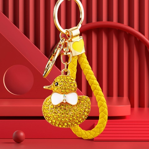 Cute Rhinestone Duck Car Keychain Metal Cartoon Women Bag Pendant Key Ring Gift