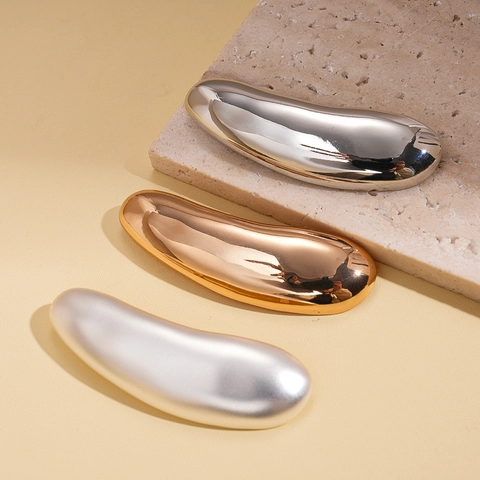 Spilla In Lega Minimalista Superficie Metallica Lucida Forma Geometrica Goccia Acqua Decorazione Completo Per Donne