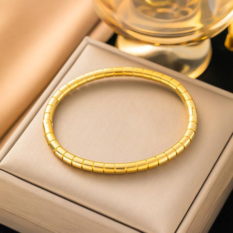 Bracciale Rigido Bambù Da Donna Acciaio Al Titanio Lucidato A Specchio Stile Tubogas Color Oro Moda