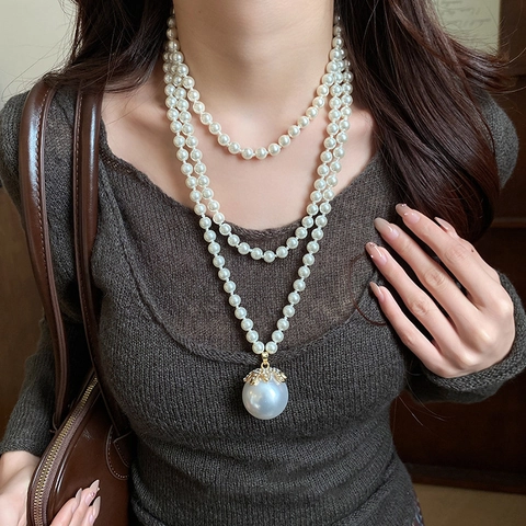 Multi Layer Artificial Pearl Necklace With Large Pendant Rhinestone Alloy Elegant Retro Luxury Long Chain For Women