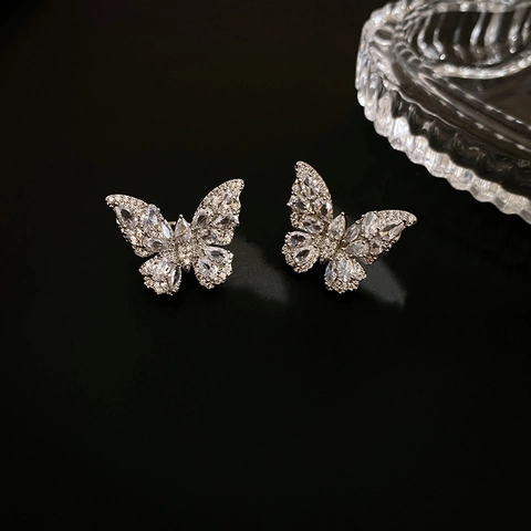 Butterfly Zircon Ear Bone Clip No Piercing Alloy Crystal Earring Cuff For Women Fashion Sweet Minimalist