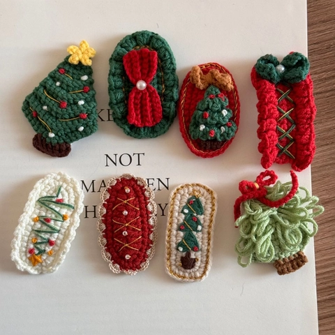 Crochet Christmas Hair Clips Handmade Knitted Woolen Yarn Festive Hairpins Cartoon Xmas Tree Bow Hair Accessories For Girls
