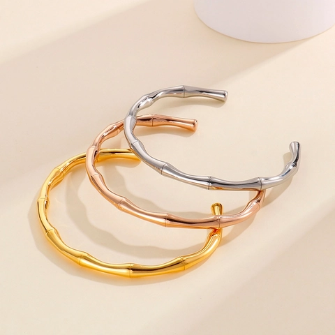 Brazalete Abierto De Acero Inoxidable Motivo Bambú Minimalista Lujo Pulido Ajustable Joyería Para Mujer