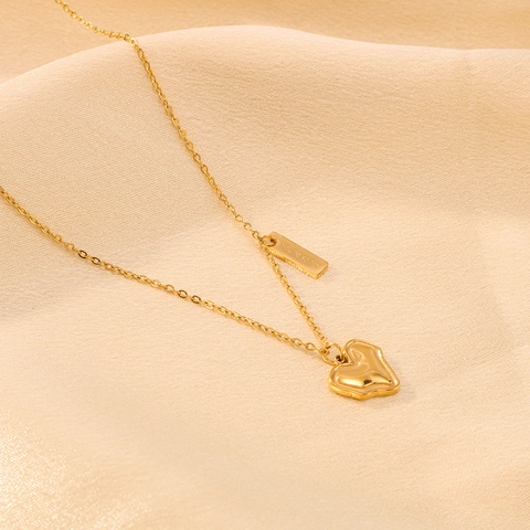 Herz Anhänger Halskette Edelstahl 18K Vergoldet Gravierter Anhänger Wasserdichter Minimalistischer Schmuck Für Damen