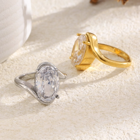 Oval Zircon Ring 18K Gold Plated Stainless Steel Solitaire Streamlined Asymmetric Band Minimalist Luxury Jewelry For Women