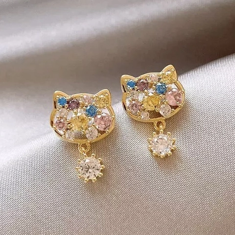 Orecchini A Lobo A Testa Di Gatto Svuotata Con Perno In Argento Pendente In Zircone Multicolore Placcato Oro Elegante
