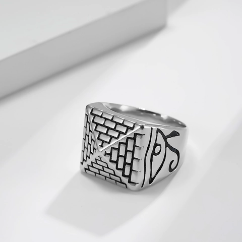 Anello in Acciaio al Titanio Vintage Piramide Egizia Occhio di Horus per Uomo Retro Punk Biker Band Ring Gioielli Egizi