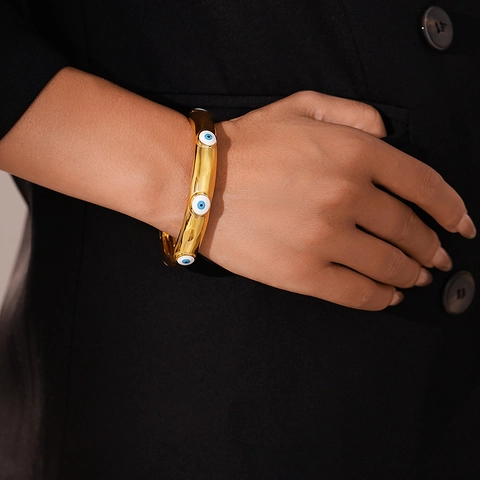Bracciale a Cerchio Evil Eye in Acciaio al Titanio Vintage Francese per Donna Placcato Oro Smalto Blu Aperto a Forma di C Gioielli Regalo