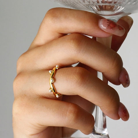 Damen 18K Vergulde Roestvrijstalen Golfring Met Witte Kunstparels Franse Minimalistische INS Stijl Sieraden