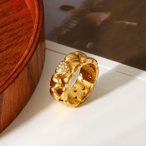 Heart Shaped Ring 18K Gold Plated Stainless Steel Rhinestone Inlaid Linked Finger Jewelry For Women Minimalist Style