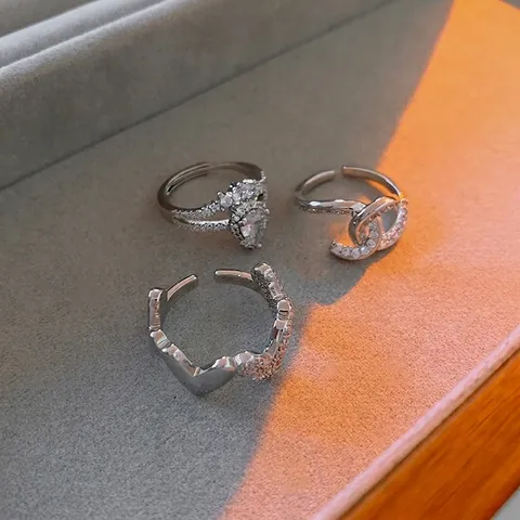Glinsterende Hart Verstelbare Open Ring Koper Cubic Zirconia Onregelmatige Vinger Sieraden Voor Vrouwen Elegant Luxe Mode